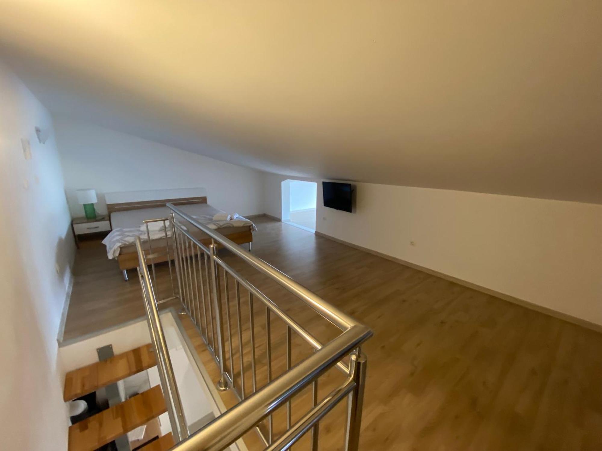 Apartmani Spaija Kaštela Esterno foto