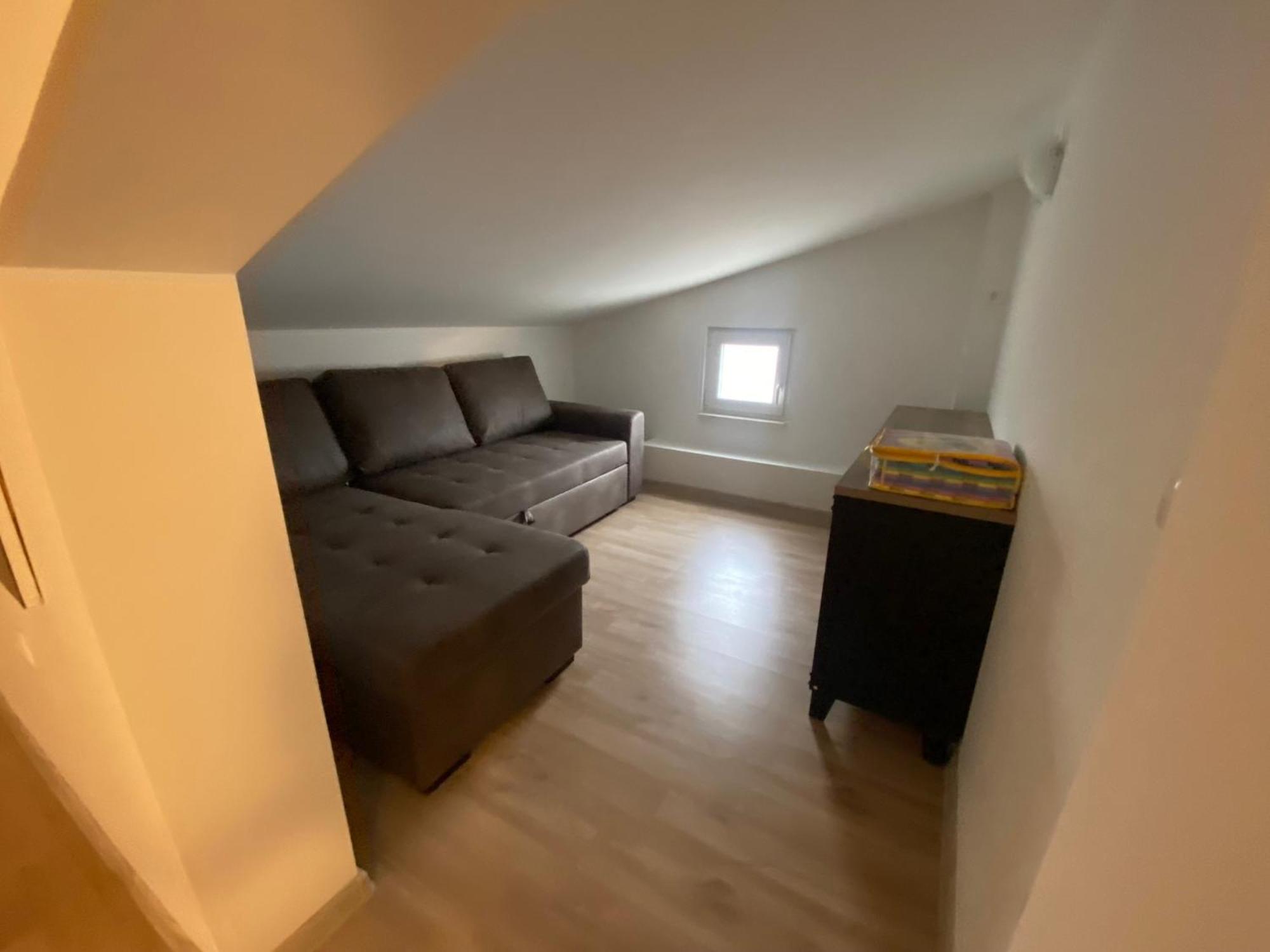 Apartmani Spaija Kaštela Esterno foto