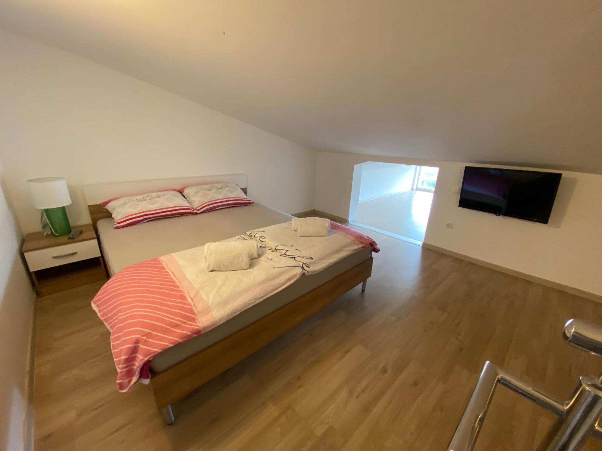 Apartmani Spaija Kaštela Esterno foto