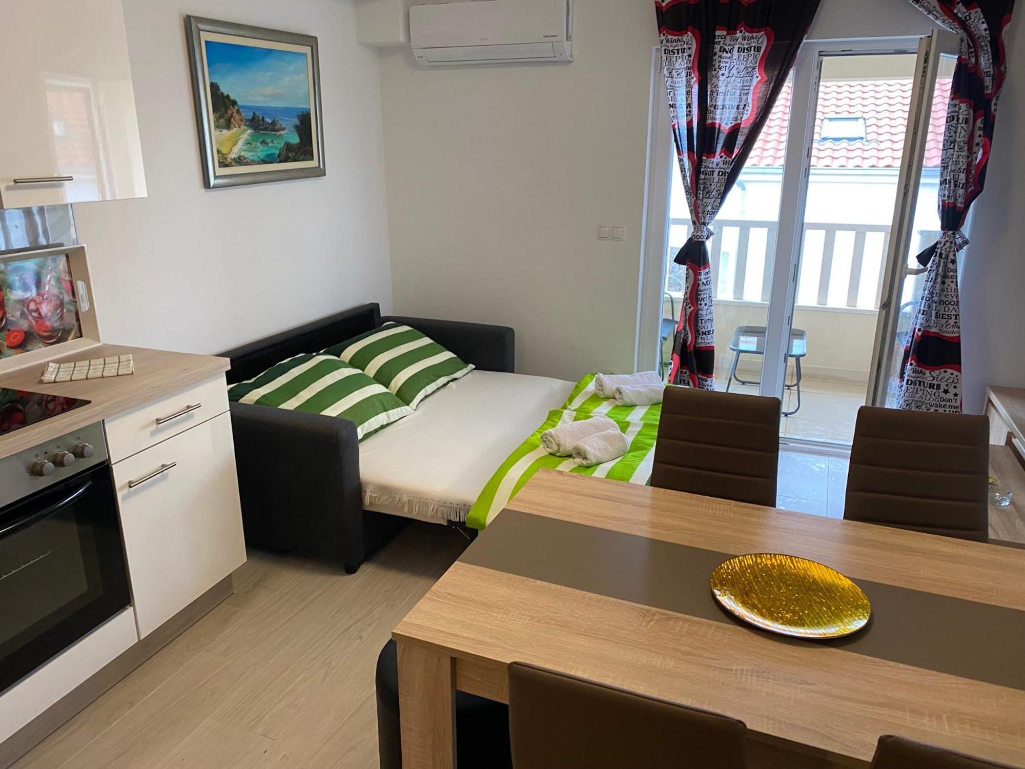 Apartmani Spaija Kaštela Esterno foto