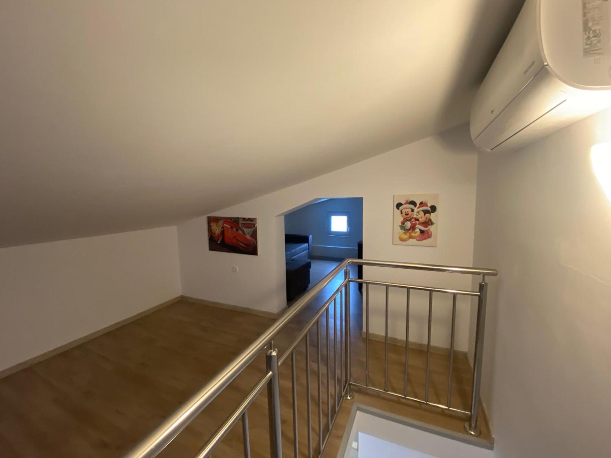 Apartmani Spaija Kaštela Esterno foto