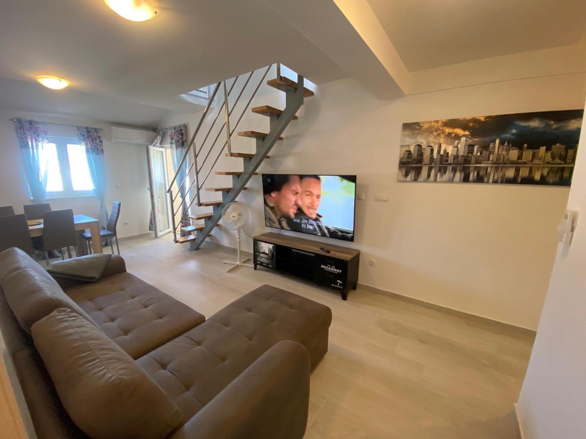 Apartmani Spaija Kaštela Esterno foto