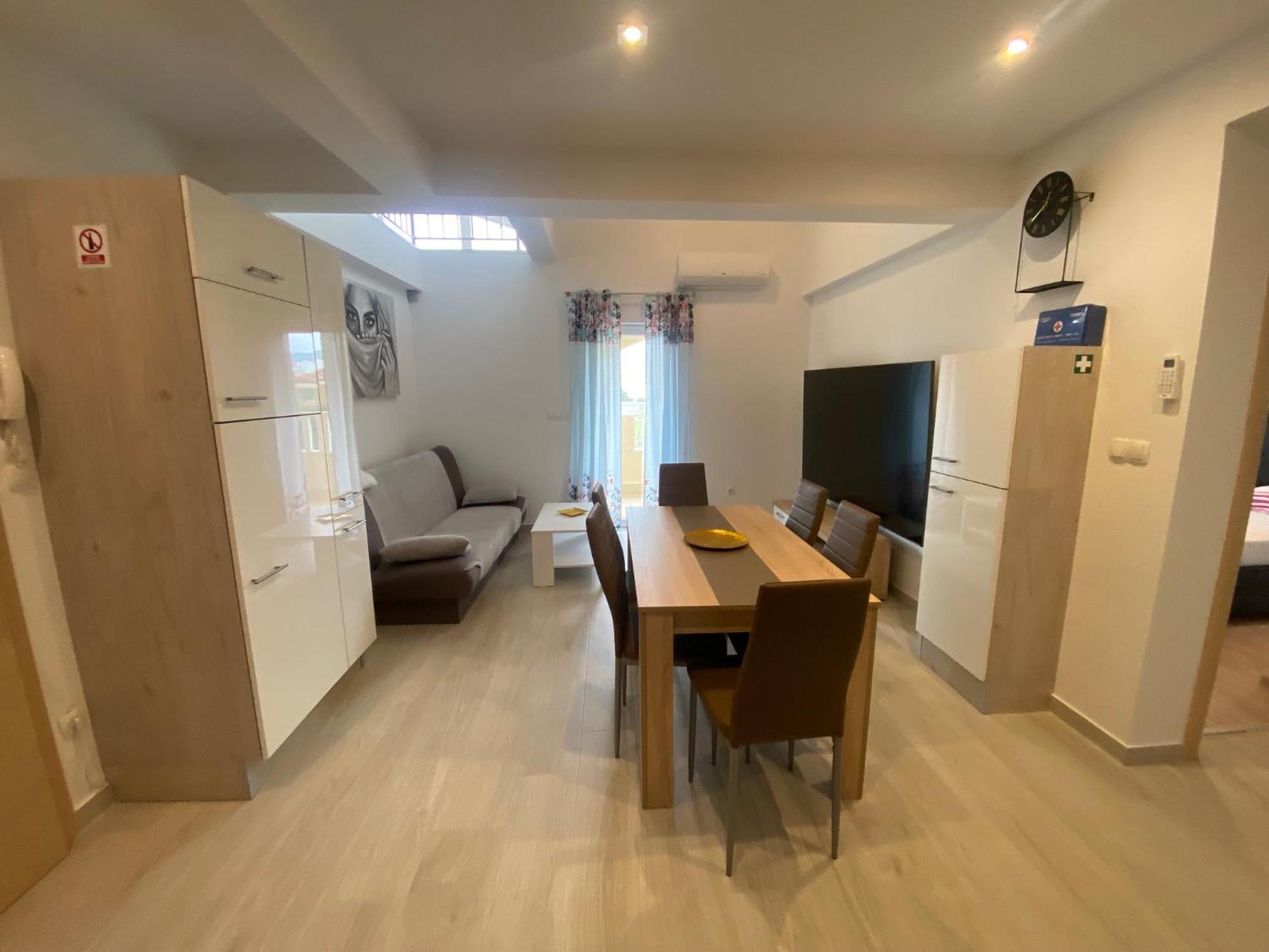 Apartmani Spaija Kaštela Esterno foto