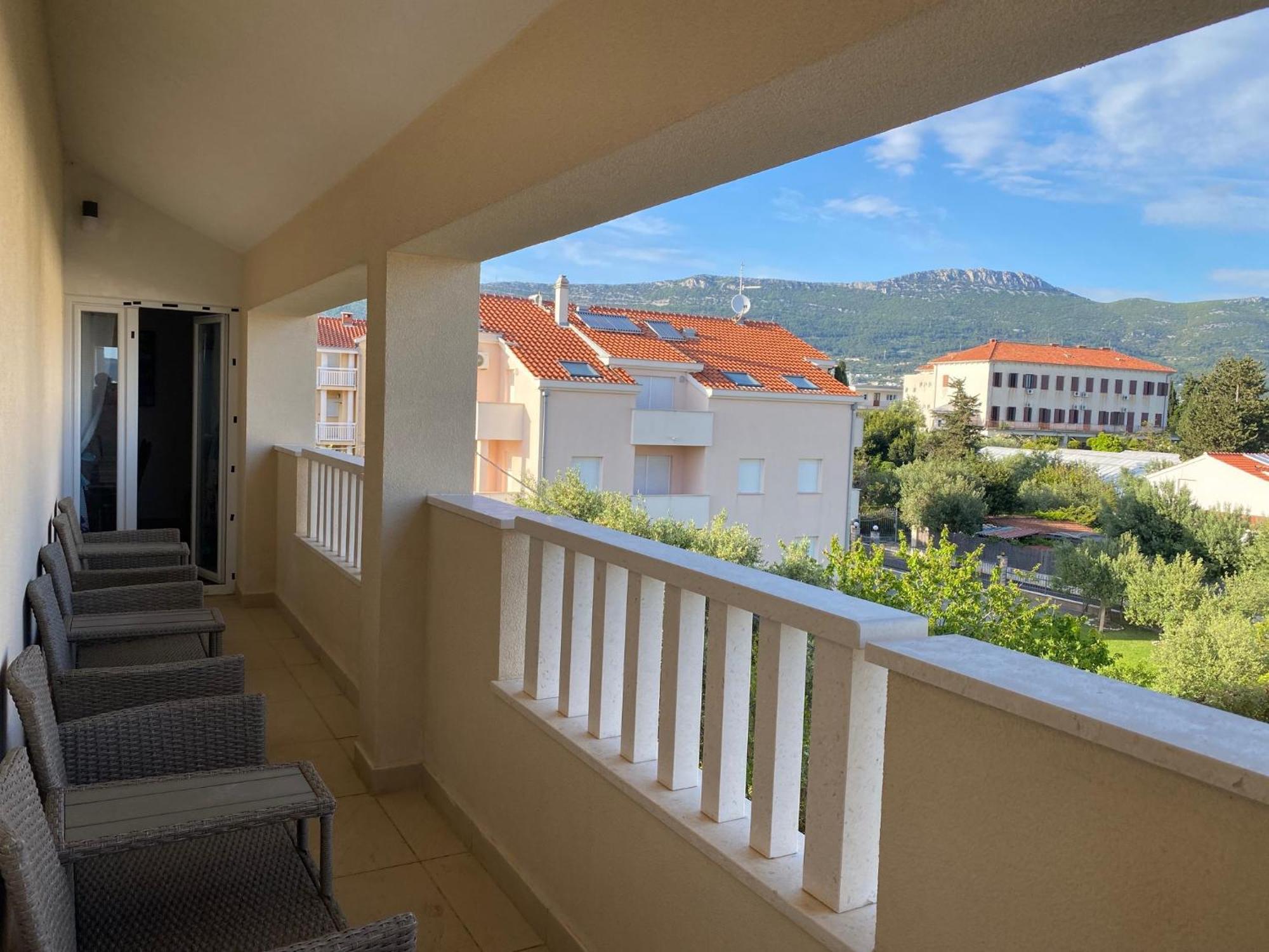 Apartmani Spaija Kaštela Esterno foto